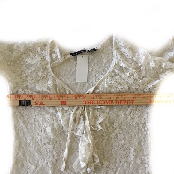 NWT New york and company IVORY Lace  Blouse top XS - Picture 3 of 5